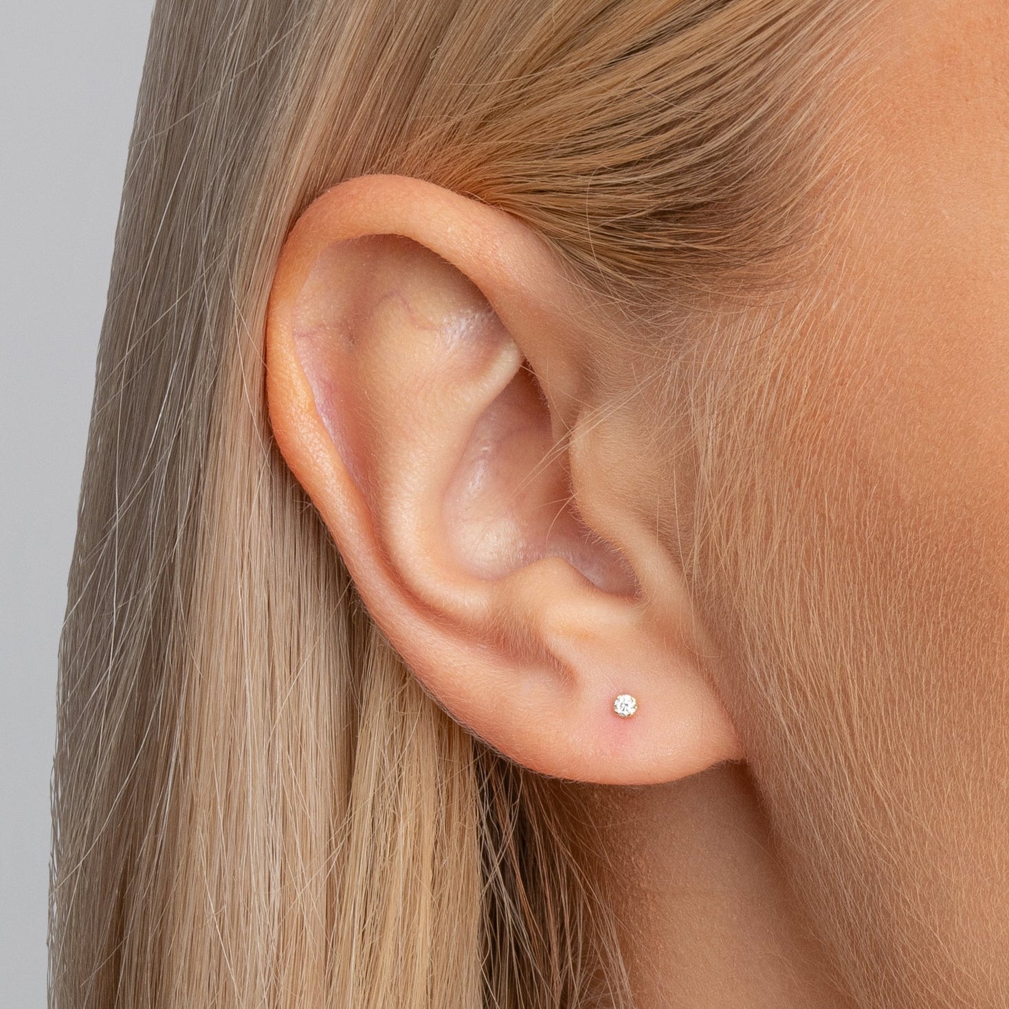 Micro diamond stud earrings Clearance